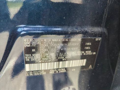 Used 2018 Toyota RAV4 XLE w/ Plus Extra Value Package FWD image 2