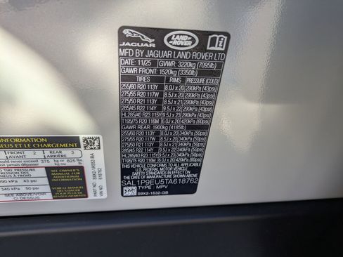 New 2026 Land Rover Range Rover Sport SE image 33