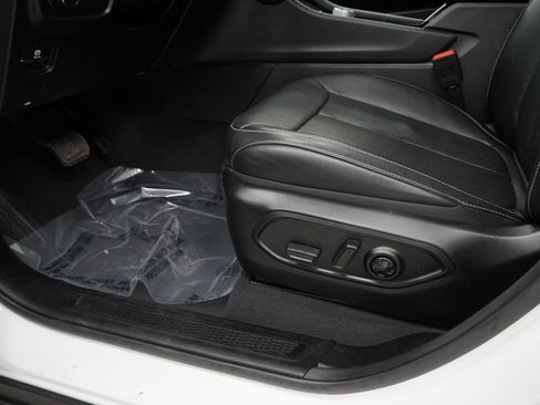 Certified 2023 Jeep Grand Cherokee Limited w/ Luxury Tech Group II image 43