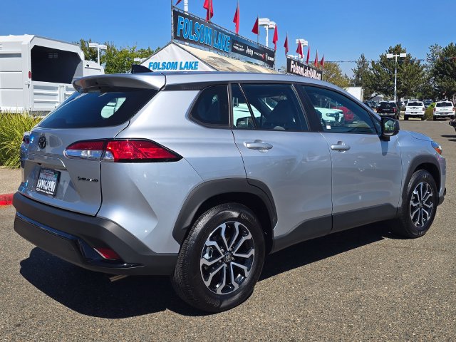 Used 2025 Toyota Corolla Cross AWD Hybrid image 4