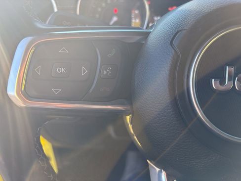 Used 2023 Jeep Wrangler Unlimited Sahara w/ Cold Weather Group image 18