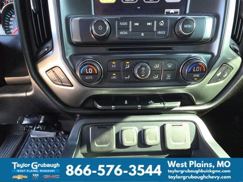 Used 2018 Chevrolet Silverado 1500 LT w/ All Star Edition AWD/4WD image 24