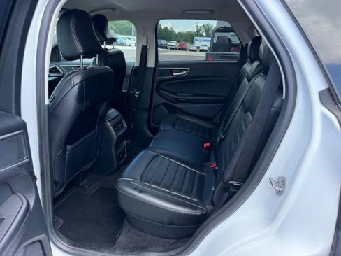 Certified 2024 Ford Edge SEL AWD/4WD image 9