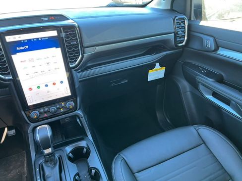New 2025 Ford Ranger Lariat w/ Trailer Tow Package image 30