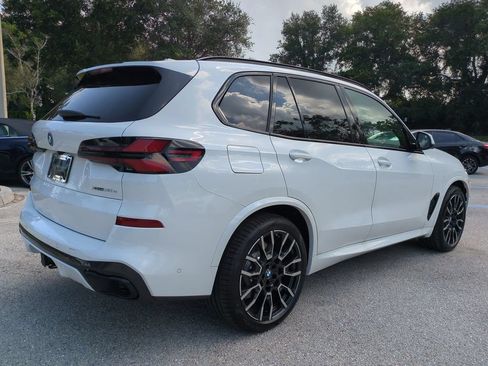 New 2026 BMW X5 xDrive50e w/ M Sport Package AWD/4WD image 4