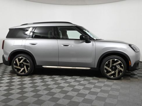 Used 2025 MINI Cooper Countryman S image 8