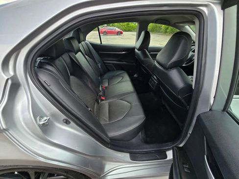 Used 2024 Toyota Camry XSE FWD image 13