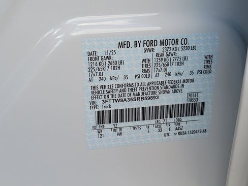 New 2025 Ford Maverick XL image 13