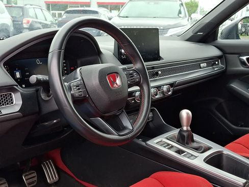 Used 2024 Honda Civic Type R image 9