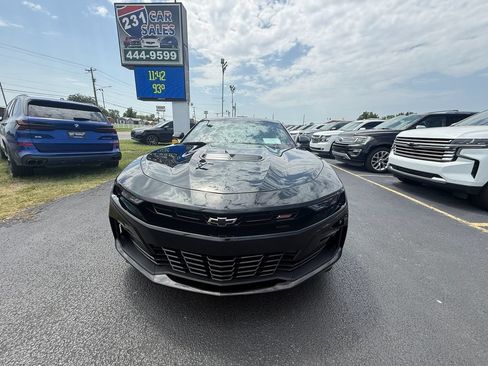 Used 2023 Chevrolet Camaro SS RWD image 9