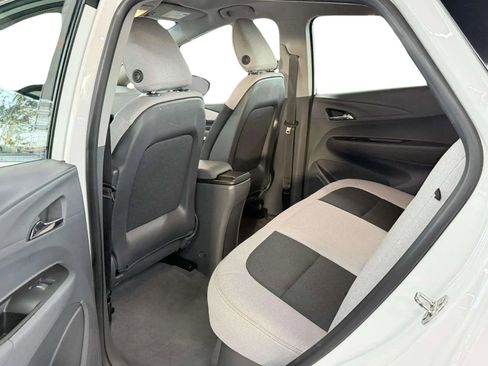 Used 2021 Chevrolet Bolt LT image 17