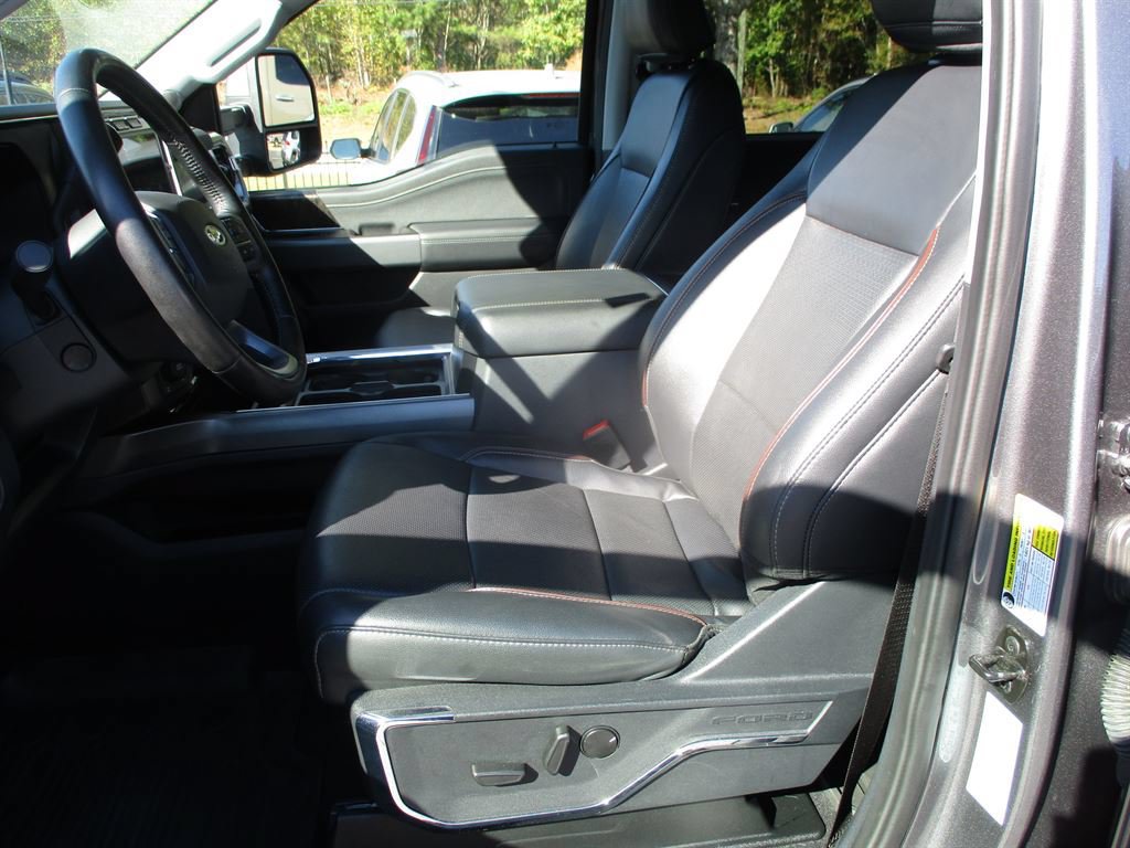 Used 2023 Ford F350 Lariat w/ Lariat Ultimate Package AWD/4WD image 15