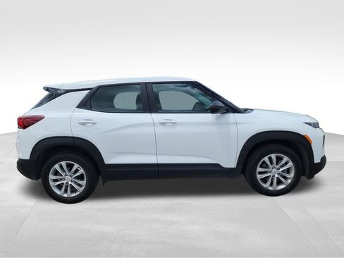 Used 2023 Chevrolet TrailBlazer LS FWD image 10
