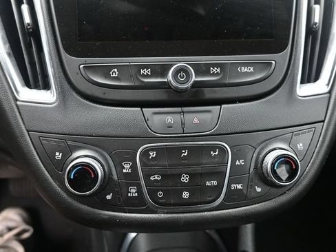 Used 2024 Chevrolet Malibu LT FWD image 18