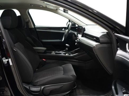 Used 2025 Kia K5 LXS image 34