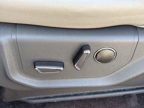 Used 2021 Ford Expedition Limited RWD image 16