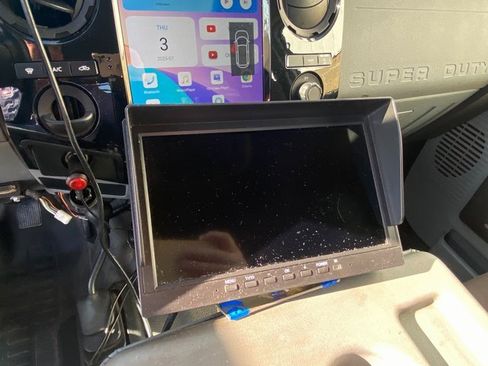 Used 2015 Ford F350 XL w/ Power Equipment Group image 21