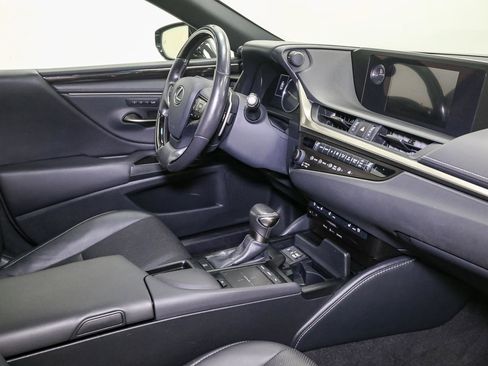 Used 2019 Lexus ES 350 image 18