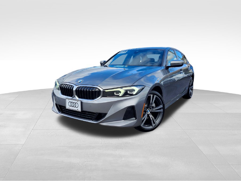 Used 2023 BMW 330i xDrive Sedan w/ Premium Package AWD/4WD image 3