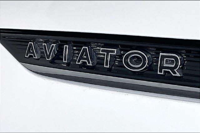 Used 2020 Lincoln Aviator Black Label w/ Dynamic Handling Package AWD/4WD image 18