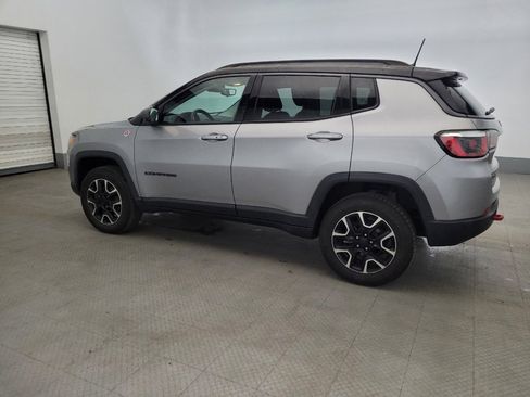 Used 2019 Jeep Compass Trailhawk AWD/4WD image 3
