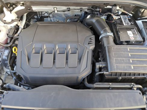 Used 2023 Audi Q3 2.0T Premium image 34