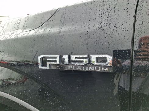 Used 2018 Ford F150 Platinum w/ Technology Package AWD/4WD image 29