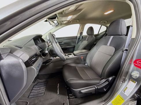 Certified 2025 Nissan Sentra SV w/ Trunk Package image 5