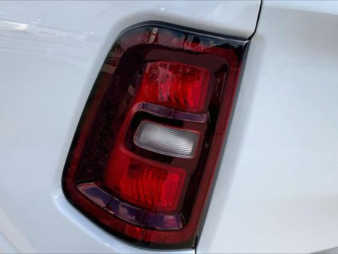 New 2026 RAM 1500 Express AWD/4WD image 14