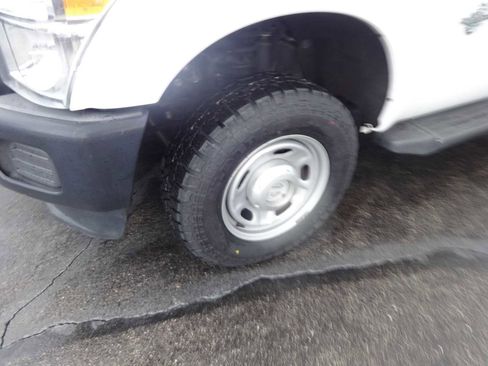 Used 2015 Ford F350 XL w/ Power Equipment Group image 4