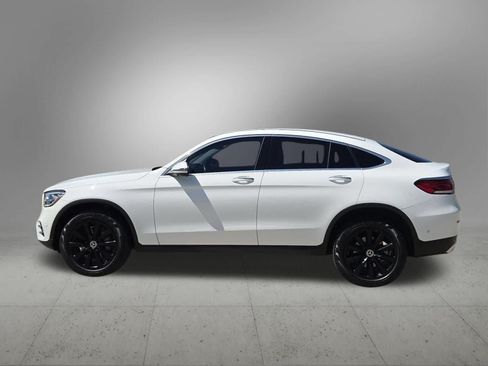 Used 2020 Mercedes-Benz GLC 300 4MATIC Coupe image 3