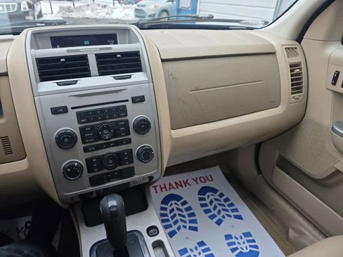 Used 2008 Ford Escape XLT image 16