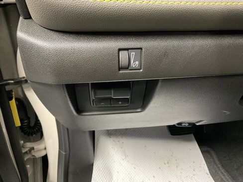 New 2026 Chevrolet Colorado ZR2 image 12