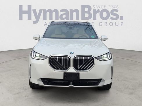Used 2025 BMW X3 xDrive30i w/ Premium Package image 8