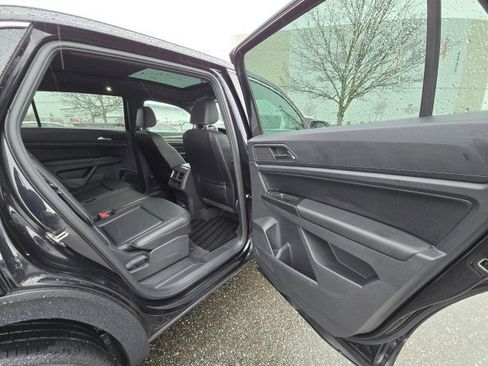 Used 2020 Volkswagen Atlas Cross Sport SEL image 13