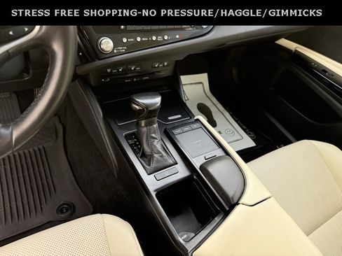 Used 2022 Lexus ES 350 w/ Premium Package image 22