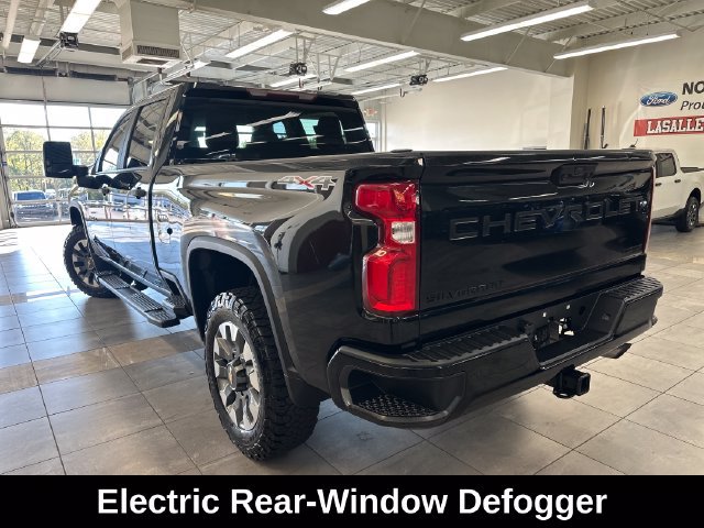 Used 2021 Chevrolet Silverado 2500 Custom w/ Custom Value Package AWD/4WD image 15
