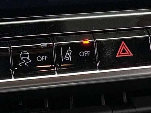 New 2026 Jeep Compass Limited image 38