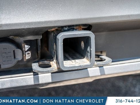Used 2023 Ford Explorer XLT w/ Equipment Group 202A AWD/4WD image 38