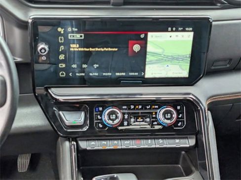 Used 2023 GMC Sierra 1500 AT4 w/ AT4 Premium Package image 12