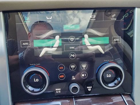 Used 2019 Land Rover Range Rover Supercharged AWD/4WD image 27