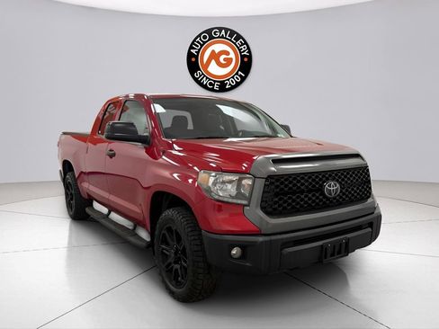 Used 2019 Toyota Tundra SR image 1