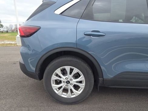 Used 2023 Ford Escape Active w/ Cold Weather Package image 7