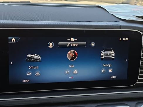 New 2026 Mercedes-Benz GLS 450 4MATIC image 17