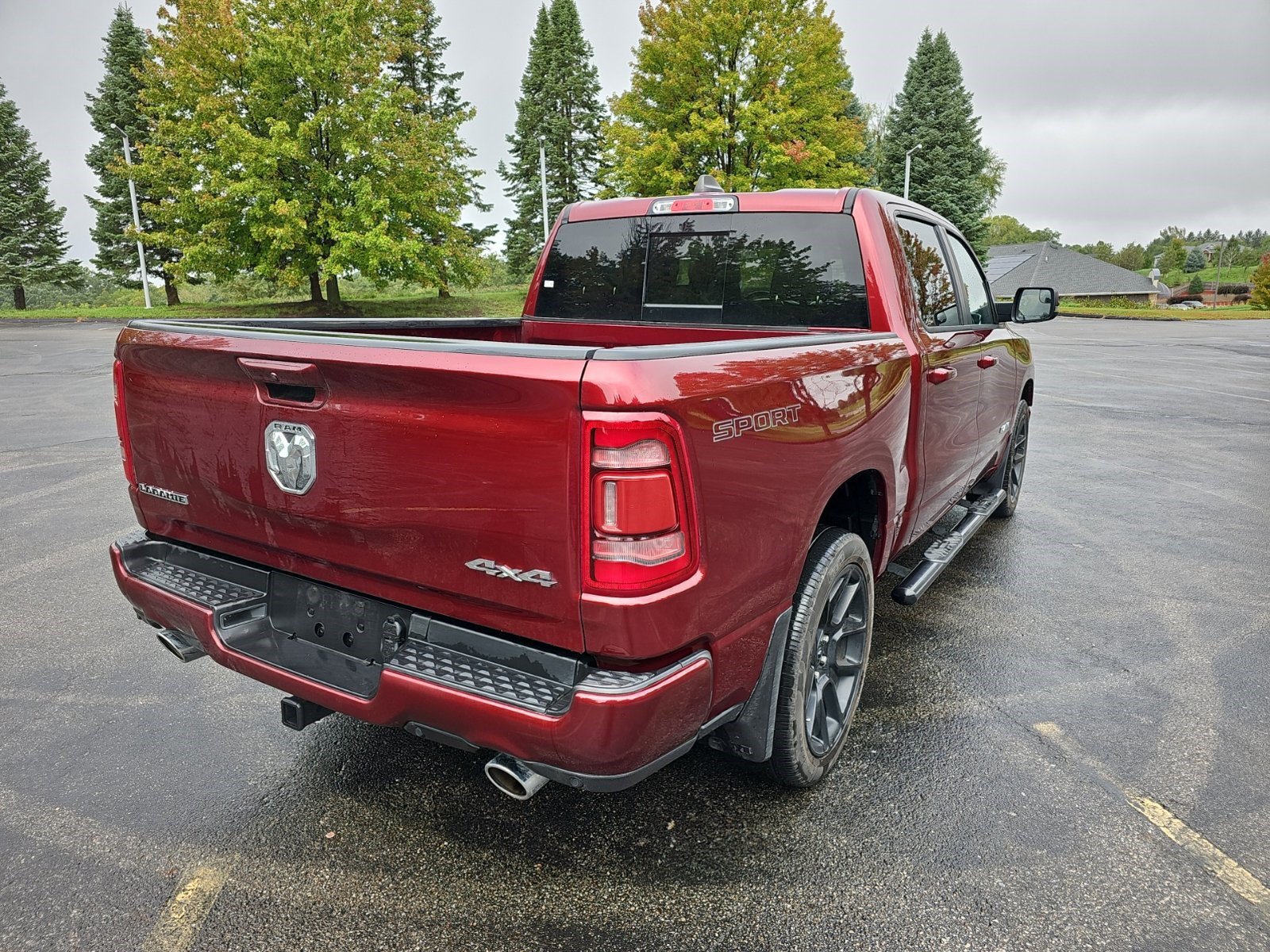 Used 2023 RAM 1500 Laramie AWD/4WD image 6