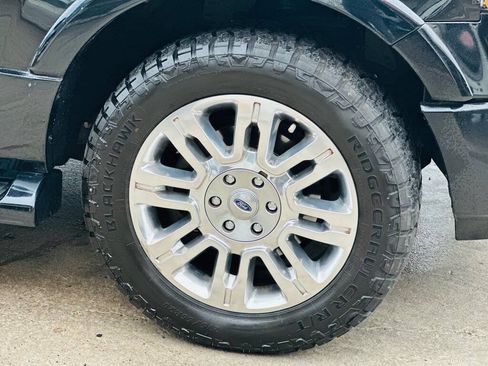Used 2017 Ford Expedition Limited AWD/4WD image 4