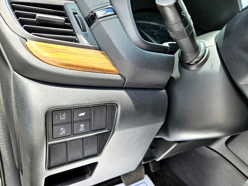 Used 2017 Honda CR-V EX-L image 23