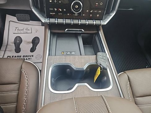 New 2026 GMC Acadia Denali Ultimate image 14