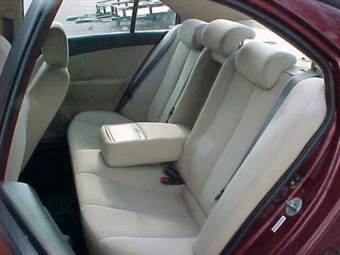 Used 2010 Hyundai Sonata GLS FWD image 11