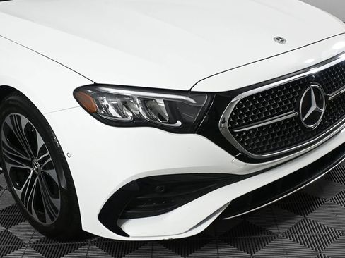 Used 2025 Mercedes-Benz E 350 Sedan image 34